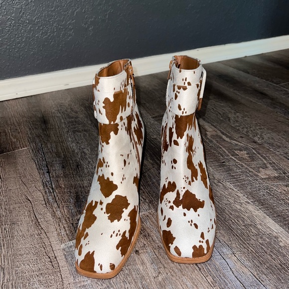 Cow Print Booties - Picture 6 of 8